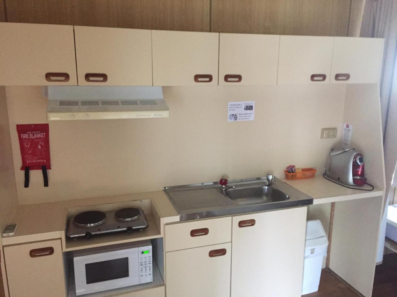 Nrma Yarrawonga Mulwala Holiday Park ภายนอก รูปภาพ